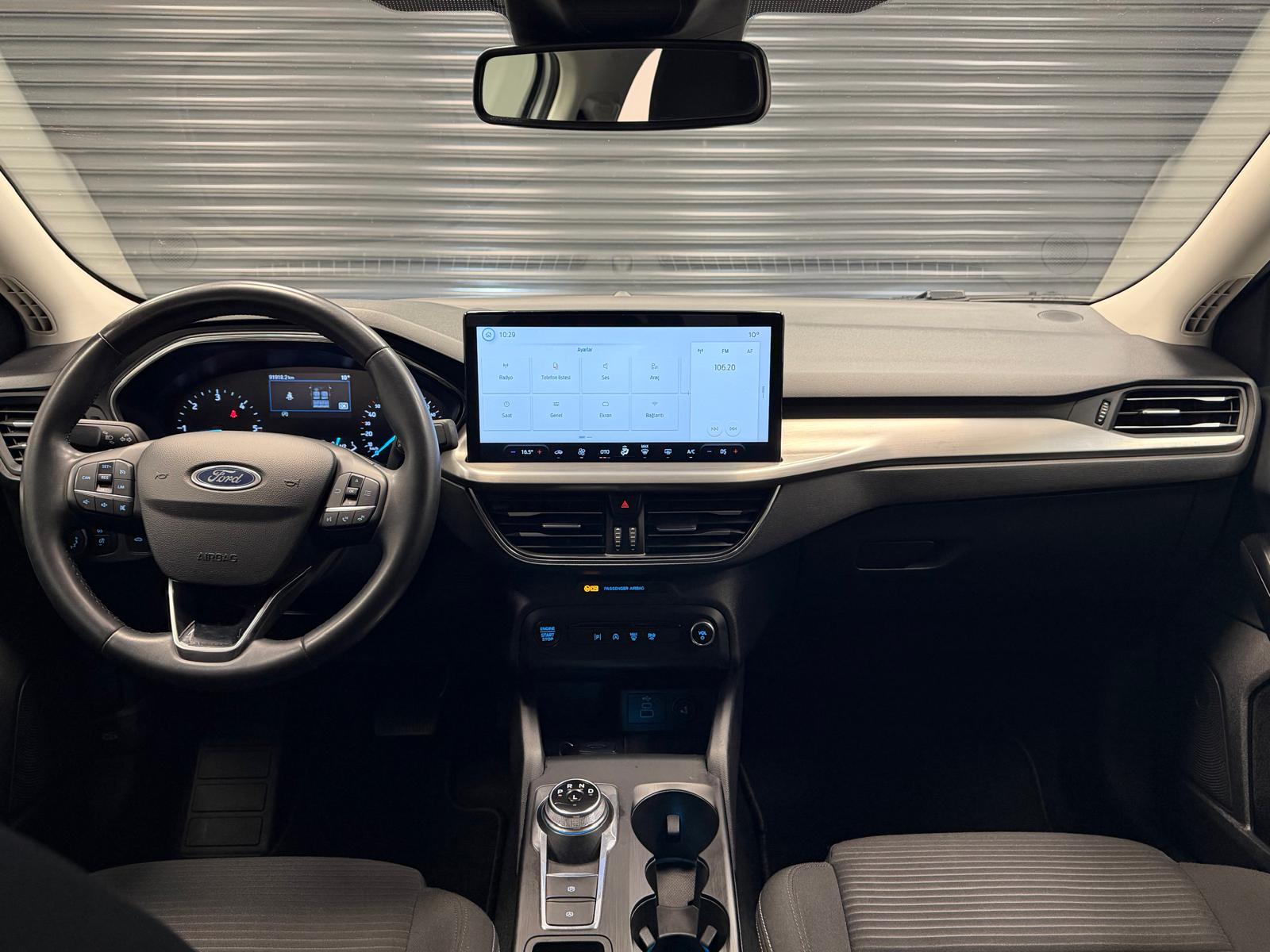 FORD FOCUS 18